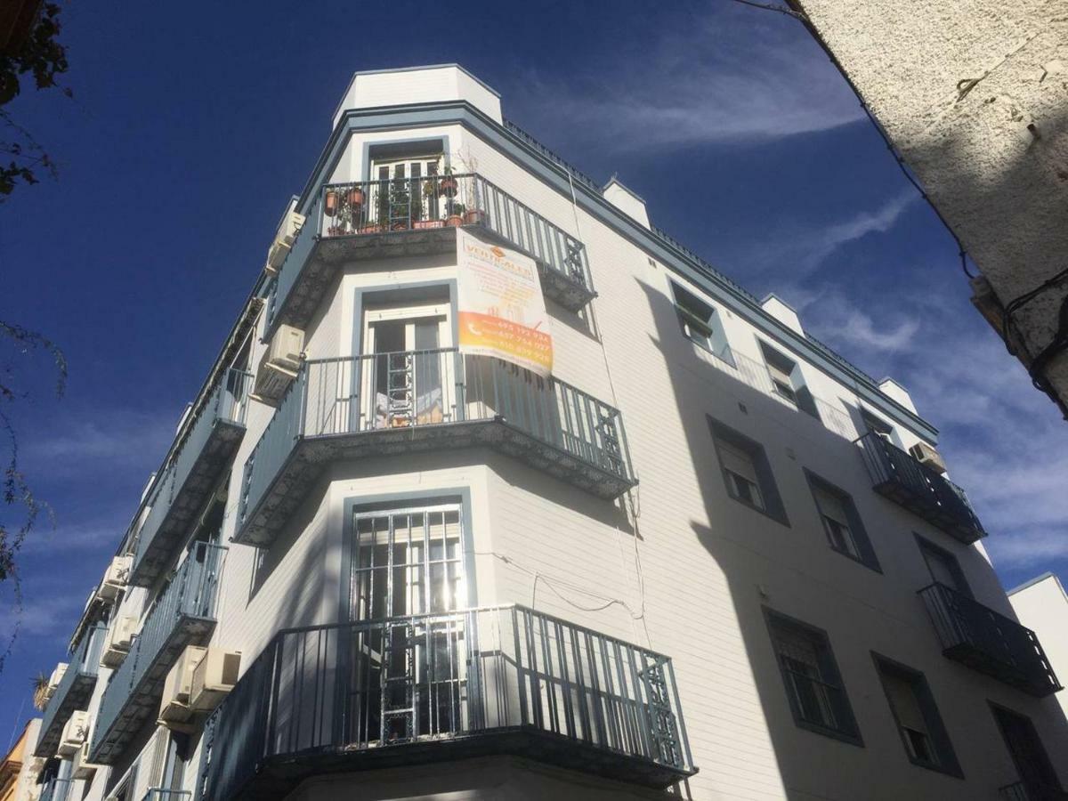 Atico Caleria Con Vistas A La Giralda Apartman Sevilla Kültér fotó